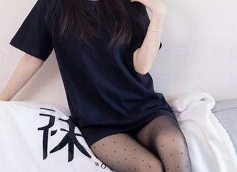 BoBoSocks袜啵啵 - 小甜豆的写真真是让人欲罢不能，薄肉丝搭配脚尖微加固，竟然有种独特的韵味。