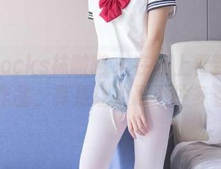 BoBoSocks袜啵啵 - 在线上看到芝士的厚黑丝作品，真是让人忍不住多看几眼。