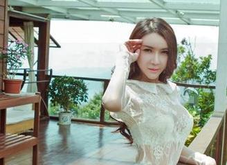 GIRLT果团网 - 王语纯私藏的秘密，原图合集，看看你能发现什么。