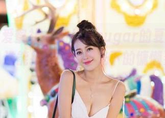 IMiss爱蜜社 - 杨晨晨sugar的夏天图包分享，谁能拒绝这种阳光下的慵懒姿态呢？