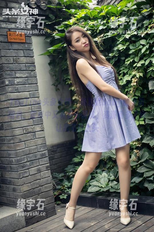 TouTiao头条女神 - 杨漫妮baby的萝莉图包，童真中又有点小调皮，资源看多了竟让我有些上头-缘宇石