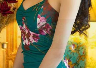 UGirls尤果网 - 李思宁全套制服写真，仿佛又回到那个懵懂的季节