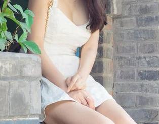 UGirls尤果网 - 李思宁的修女图集：无圣光照耀下的禁忌幻想