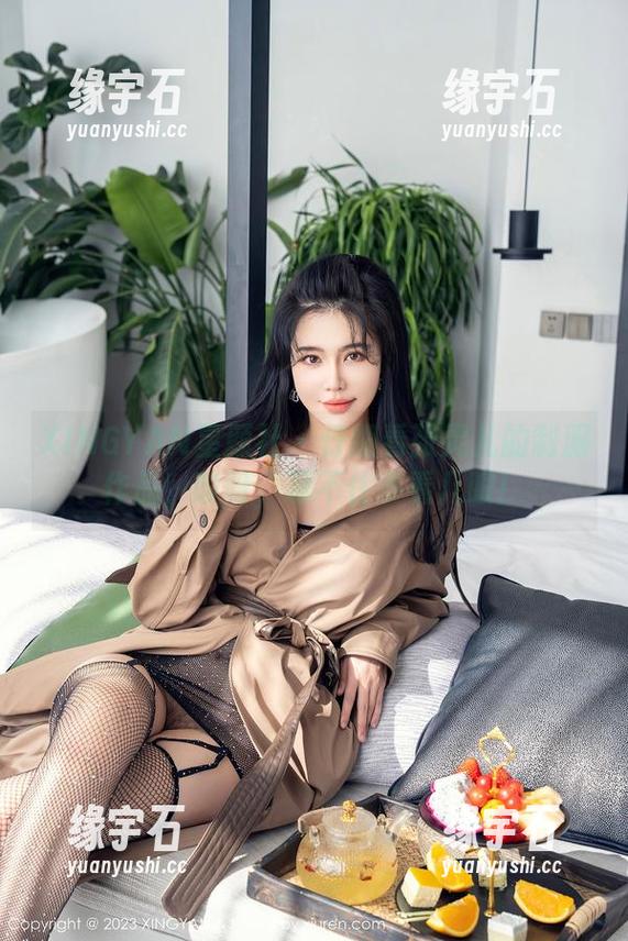 XINGYAN星颜社 - 仔细看张灵儿的制服作品，哎呀，忍不住多看几眼！-缘宇石