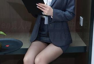 Xiuren秀人网 - 高清图集中的Elise谭晓彤，少女感觉简直好到冒泡！