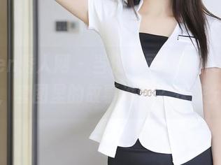 Xiuren秀人网 - 当伍晓丽Shirley遇上女友，套图里的故事谁懂？快来分享！