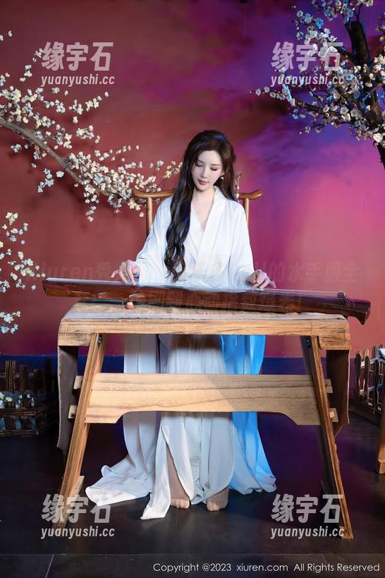 Xiuren秀人网 - 养乐多Doll的水手服全套：一秒刷到心动指数爆表！-缘宇石
