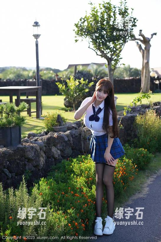 Xiuren秀人网 - 原图曝光！杨紫嫣Cynthia在体操服里居然这么撩？-缘宇石