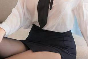 Xiuren秀人网 - 网盘中的幽默：林文文yooki妹妹写真，逗你乐翻天
