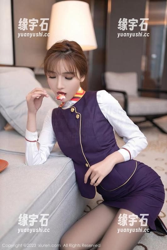 Xiuren秀人网 - 谭睿琪Ailsa的红裙写真，会让你在观看的时候忍不住想象自己也是画中的一部分！-缘宇石