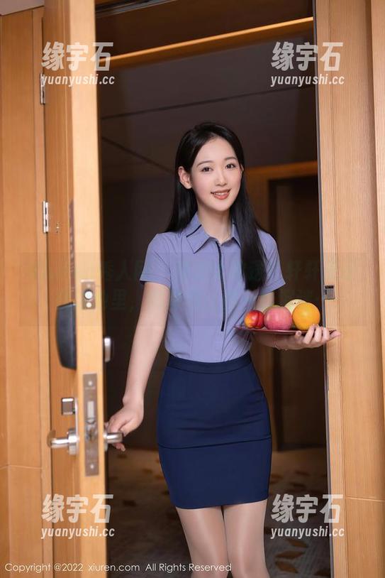 Xiuren秀人网 - 资源大放送！轩轩王子在泳池里，高清到让你一秒沉迷…-缘宇石
