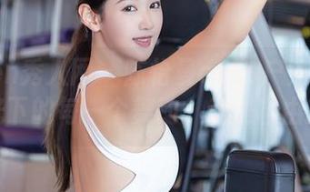 Xiuren秀人网 - 陈怡曼coco户外写真集：阳光下的每一个舞动，都是自由的乐章