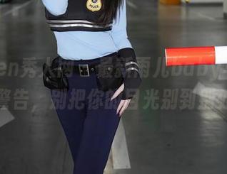 Xiuren秀人网 - 最新雨儿baby写真：美脚警告，别把你的目光别到别处啦！