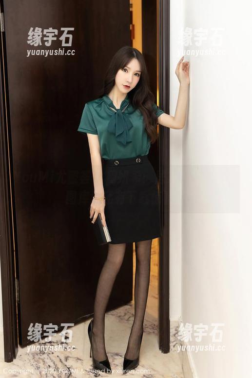 YouMi尤蜜荟 - 周妍希：居家不只是懒，图库里还有下载惊喜！-缘宇石