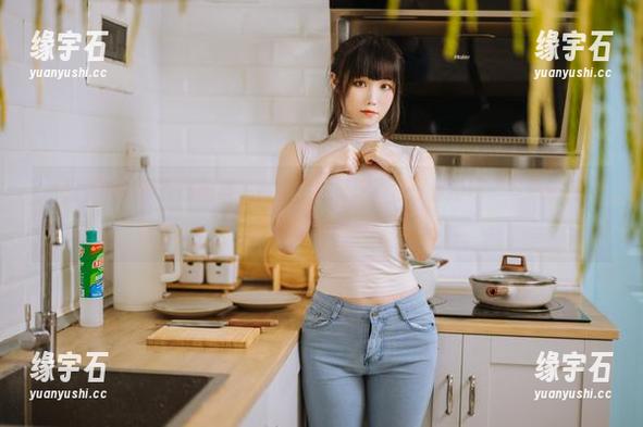 一智智的婚纱在线图集找到了，感觉这不仅仅是拍照，竟然还有那种隐隐的情感波动。-缘宇石
