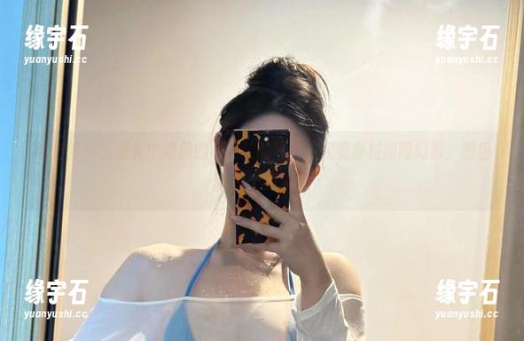 微密圈 - 无圣光中绽放的不爱笑的赛琳，完美身材如同幻影，图包真是个深渊！-缘宇石