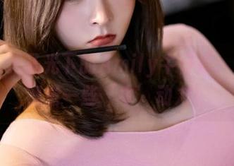 丽柜 - 无圣光下的Amily牛仔裤：给你的视觉一些‘牛’动力！