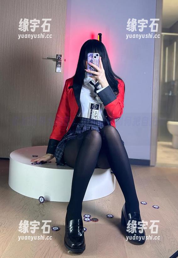 私拍图集大揭密：九言教你如何把自拍变成艺术品！-缘宇石