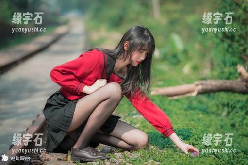 兔玩映画，阳光与网袜，全套原图里的小惊喜，真是让我有点瞠目结舌，原来美可以这么幽默！-缘宇石