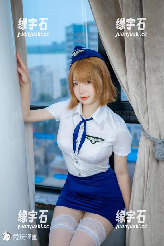 楼梯上的萝莉，兔玩映画的原图都快让我迷失了？-缘宇石