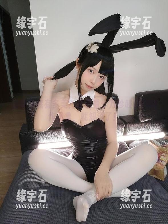 泳装到底有多美？来看看十万珍吱伏特的作品集，就知道了！-缘宇石