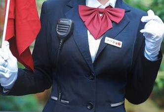 看！半半子用睡衣写真把慵懒发挥到极致，真心佩服！