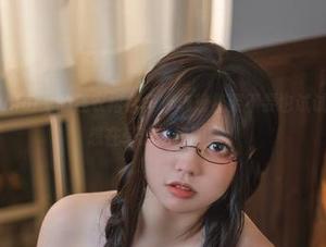 啊日日_Ganlory的连衣裙合集，心想着要不要也试试看，结果只想在旁边悄悄围观。
