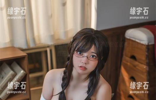 啊日日_Ganlory的连衣裙合集，心想着要不要也试试看，结果只想在旁边悄悄围观。-缘宇石