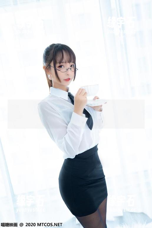 喵糖映画 - 长腿搭配奇思妙想，蠢沫沫的写真让人想一直看下去！-缘宇石