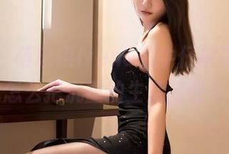 嗲囡囡 - 萌琪琪Irene的牛仔裤写真，教我怎么把沉重的生活变轻松！