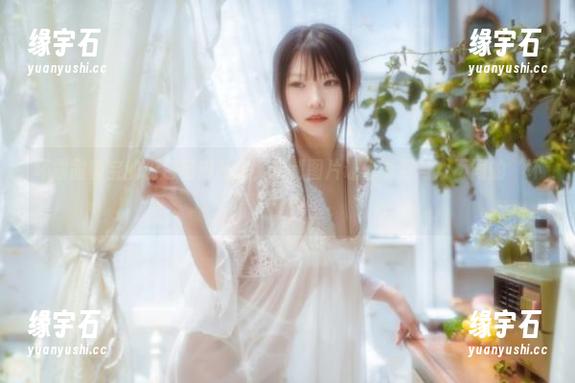 坏露露香宝的粉色室内私房，定制图片让你看到与众不同的‘坏’！-缘宇石