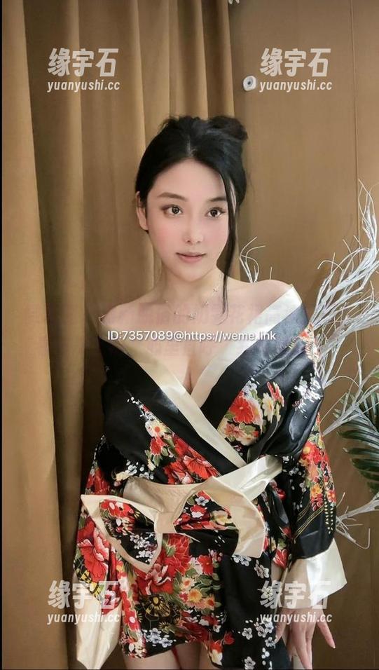 微密圈 - 清新脱俗的奶雯花裙高清图册，看一次上瘾，心里直呼“我也想要！”-缘宇石