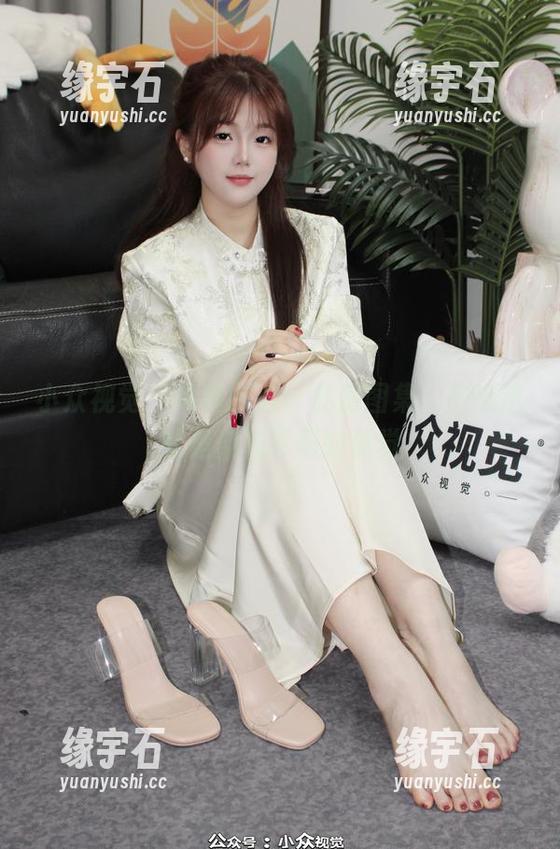 小众视觉 - 玲玲校园:私房图集,原来这就是梨花带雨的感觉-缘宇石 小众视觉 - 玲玲校园:私房图集,原来这就是梨花带雨的感觉-缘宇石