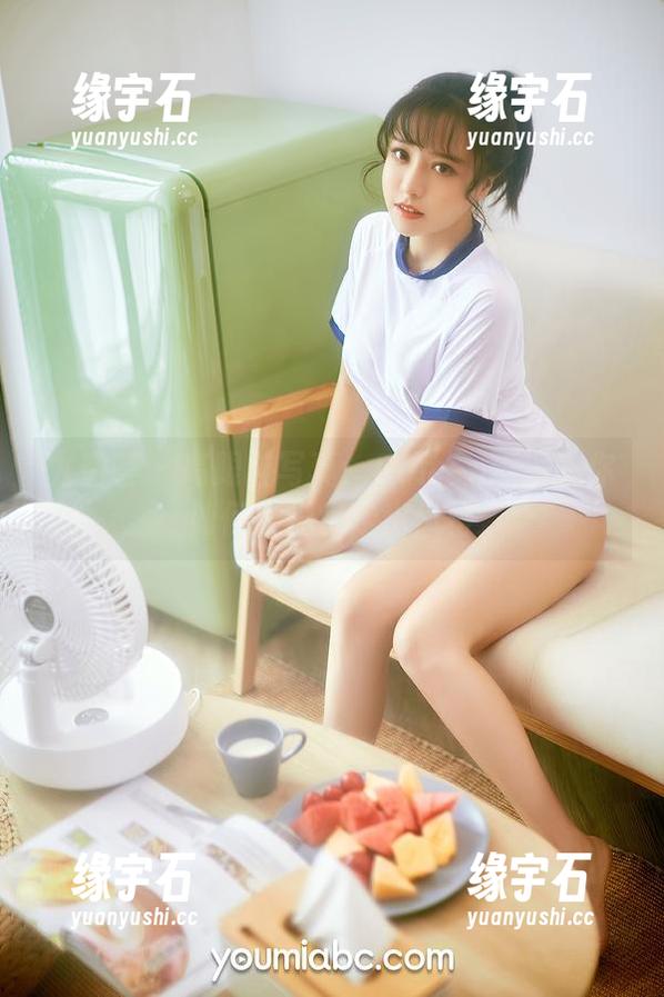 尤蜜荟 - 高跟鞋写真：Domen瑶瑶教你如何用脚步走出风格-缘宇石