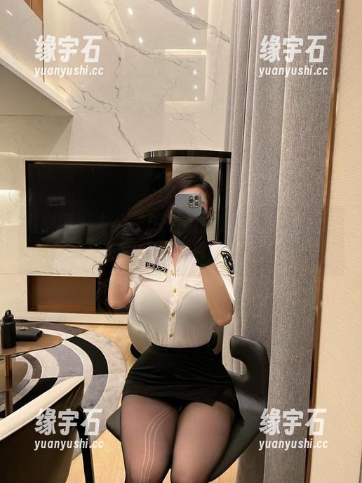 微密圈 - 左公子666最新泳池高清合集：我本想低调，但水真的太诱惑了！-缘宇石