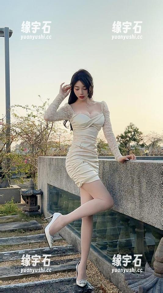 微密圈 - 当徐莉芝Booty遇上校园：图库里的一万种可能性-缘宇石