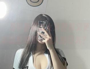 微密圈 - 是可馨吖的女友图包又更新了，谁能拒绝如此撩人的目光？