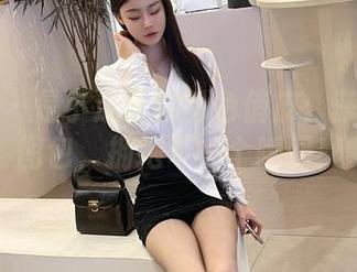 微密圈 - 是小逗逗的粉色俏皮：获取免费图包，拥抱每一个瞬间！
