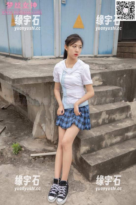 梦丝女神 - 玥玥天使作品精选：总有一种哀伤的轻盈感，像是梦中的美周旋在现实边缘。-缘宇石