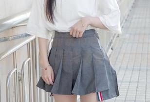 梦丝女神 - 诗琪的帆布鞋：那一抹夏日的清新气息，写真集等你来探讨