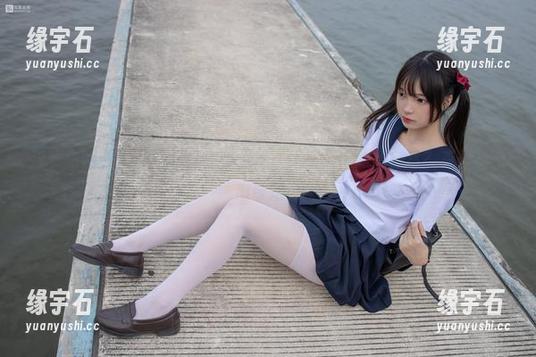 森萝财团 - 怎么能把踩物和黑丝女仆结合得如此自然？卉子，又出奇招！-缘宇石
