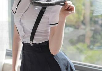 模范学院 - 我想问问，Manuela玛鲁娜的最新女仆照片能不能让人不心动嘛？