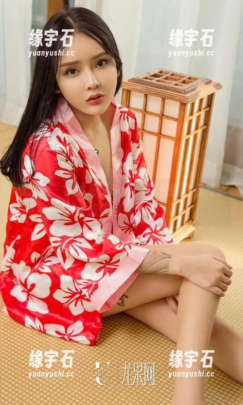 爱尤物 - 被徐莉芝Booty的校服高清写真俘获，仿佛回到了年少时光-缘宇石