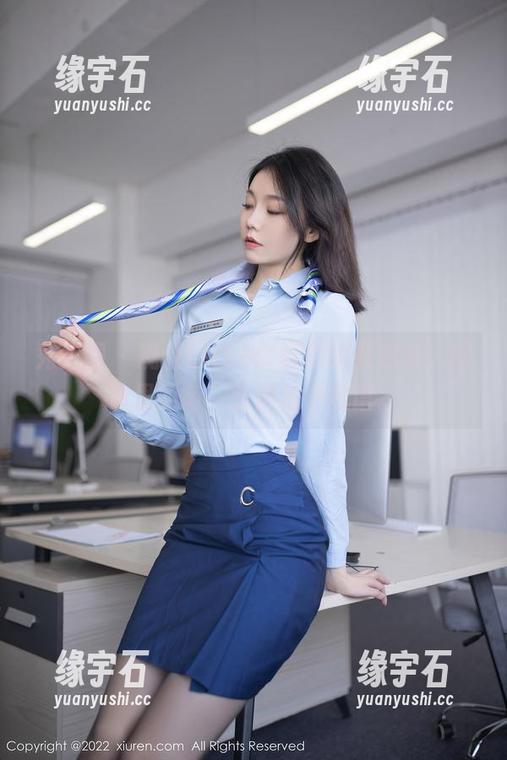 秀人网 - 观看Elise谭晓彤的死库水，图包里的每一张都像在低语。-缘宇石