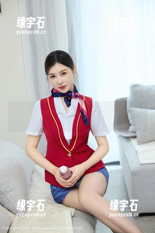 秀人网 - Evelyn艾莉的美脚：照亮整个画面，这美图怎样都不会有负担！-缘宇石