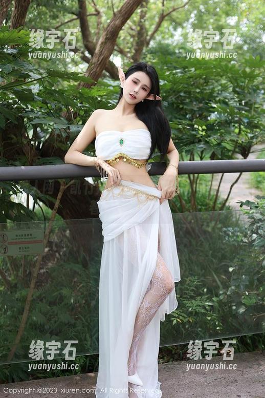 秀人网 - 凯竹姐姐的温柔作品：美图里藏着的是心事吗？-缘宇石