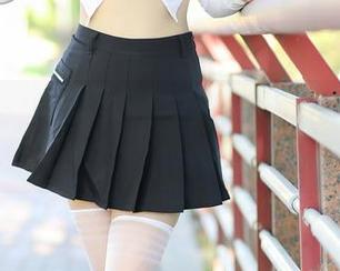 秀人网 - 从抖娘利世的镜头看女孩：这图集你敢下载吗？