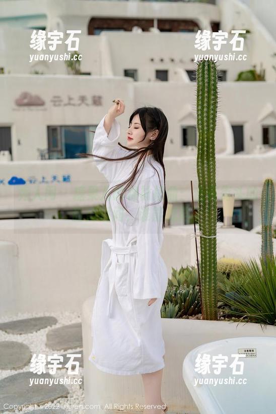 秀人网 - 糖果儿的棉袜插曲:走在街头的甜蜜瞬间,谁能抵挡?-缘宇石 秀人网 - 糖果儿的棉袜插曲:走在街头的甜蜜瞬间,谁能抵挡?-缘宇石