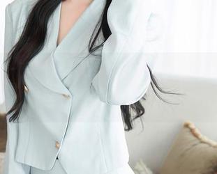 秀人网 - 美七Mia新作品‘死库水’更新，这种感觉，你懂的！
