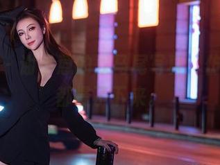 秀人网 - 谢小蒽的双马尾写真，仿佛时间都慢了下来。